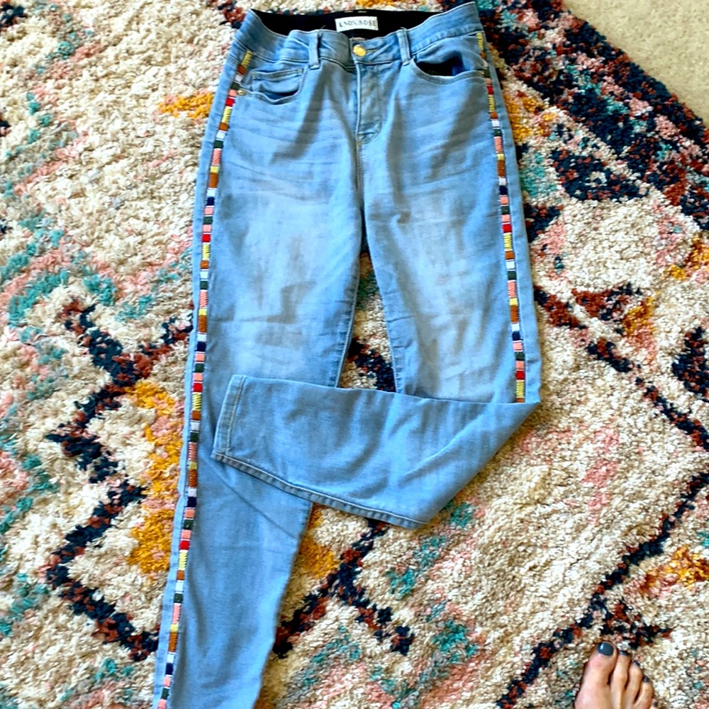 KNOX ROSE EMBROIDERED JEANS Size 4